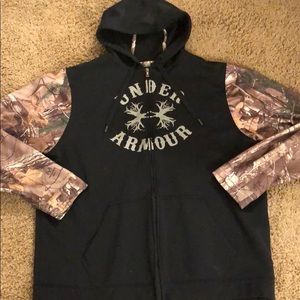 Under Armour Realtree zip up hoodie
